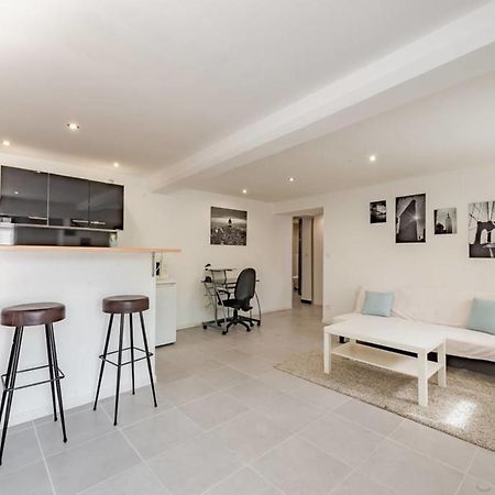 Guestready - Modern And Spacious Flat Near Vaise Lyon Kültér fotó
